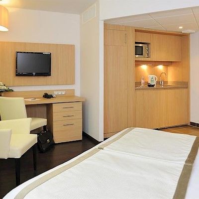 Residhome Berges De La Loire Aparthotel 4*